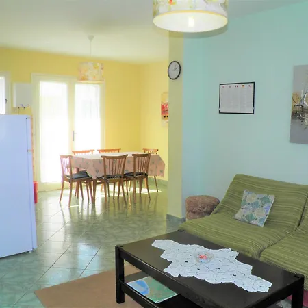 Apartament With Parking Space Baska, Krk - 22662 Baška
