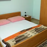 Apartment With Parking Space - Krk - 22662
